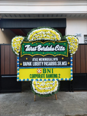 Papan Bunga Duka di Patangkep Tutui